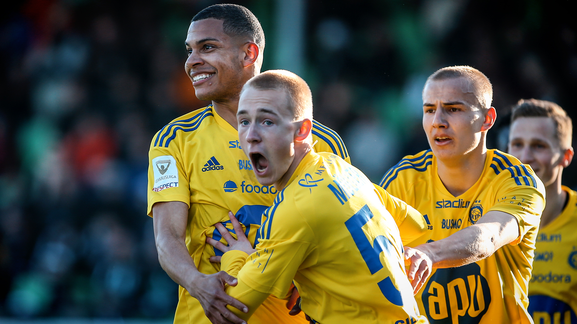 Liam M ller Laitettiin Maalivahdiksi Tasoerojen Pienent miseksi HJK 