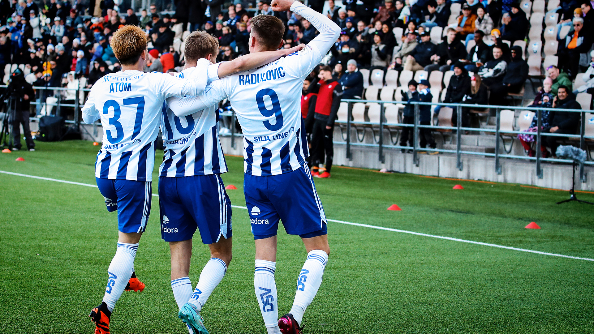 Atom Tanaka, Topi Keskinen, Bojan Radulovic - HJK Helsinki. Photo: @ Tomi Natri
