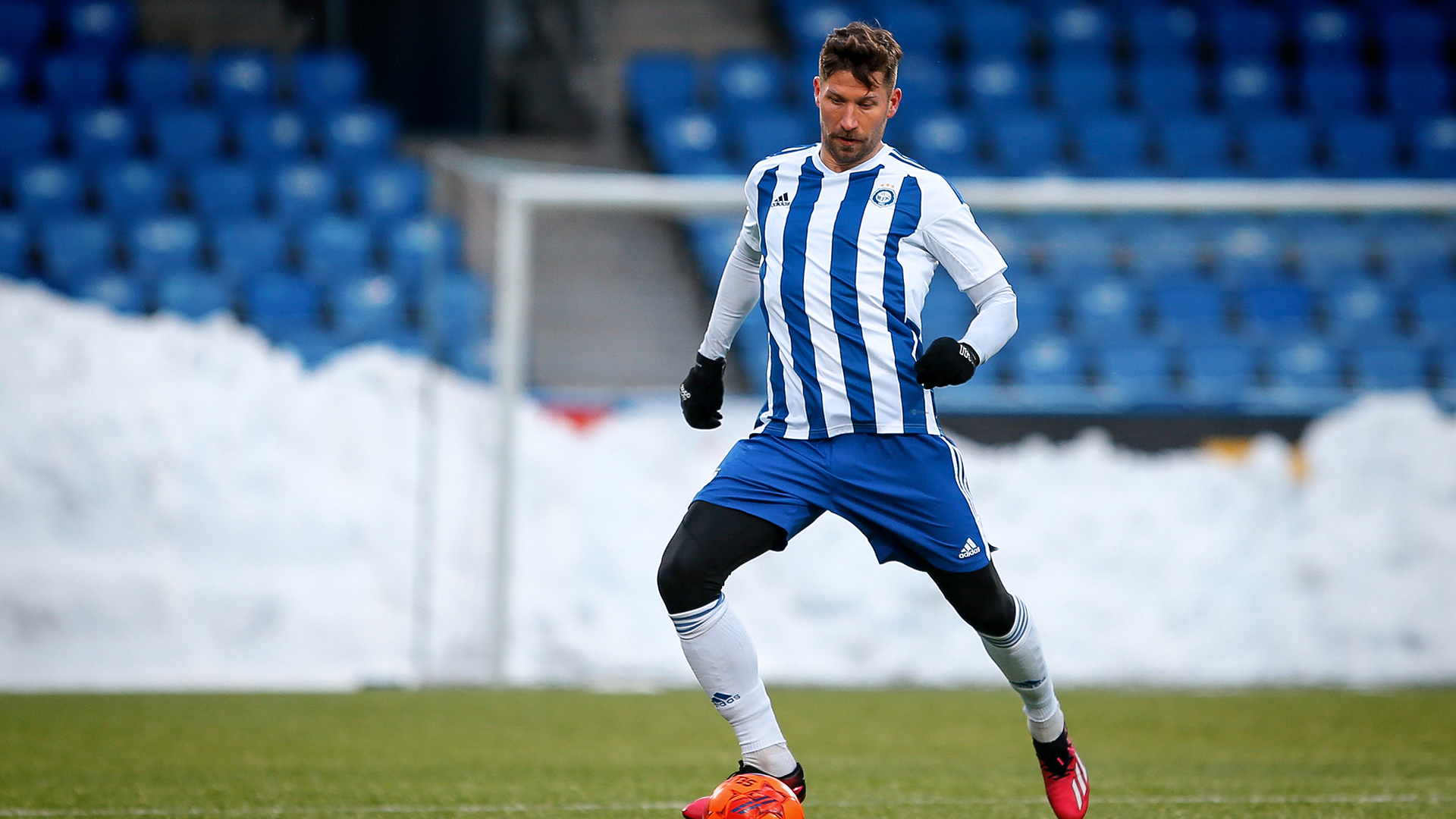 Joona Toivio - HJK Helsinki. Photo: © Mira Lönnqvist