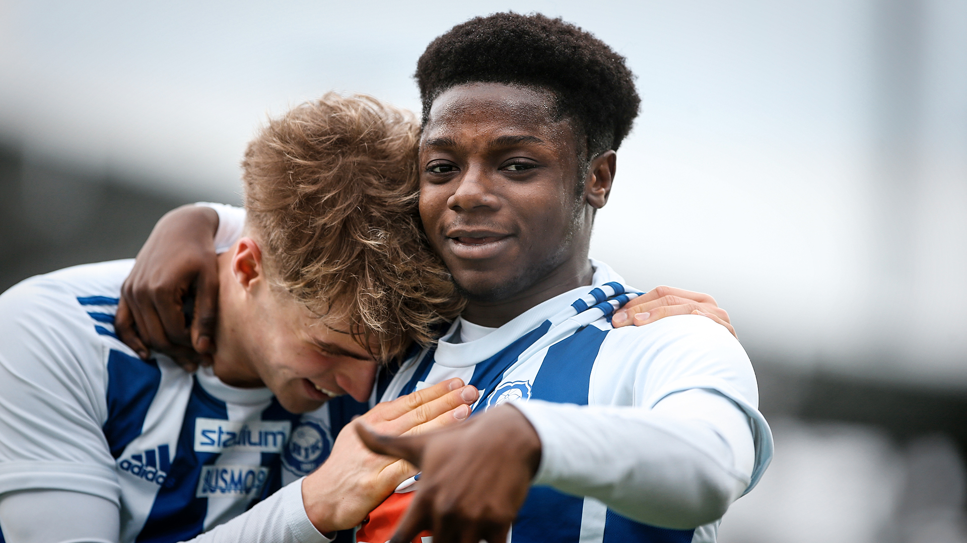 Ville Vuorinen, Dylan Hayes - HJK Klubi 04. Photo: © Mira Lönnqvist